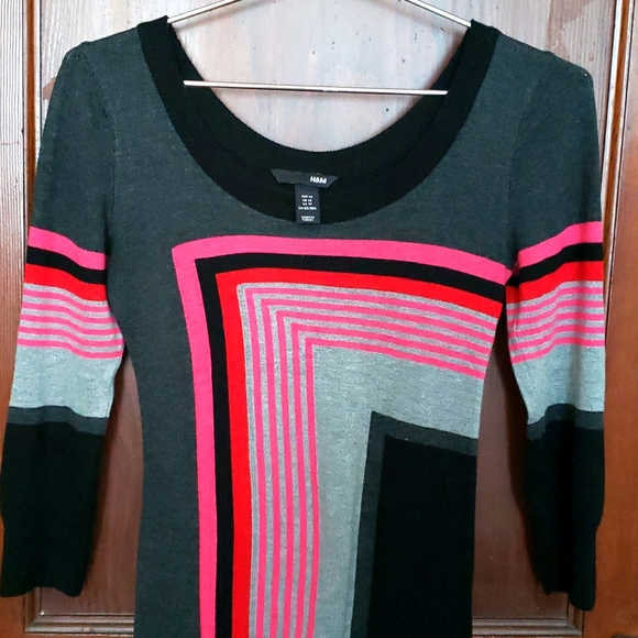 Fine Knit Sweater Dress - Picture 2 of 3